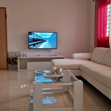 Casa De Ferias Com 2 Quartos Ou Aluguer Diaria Praia Exterior photo