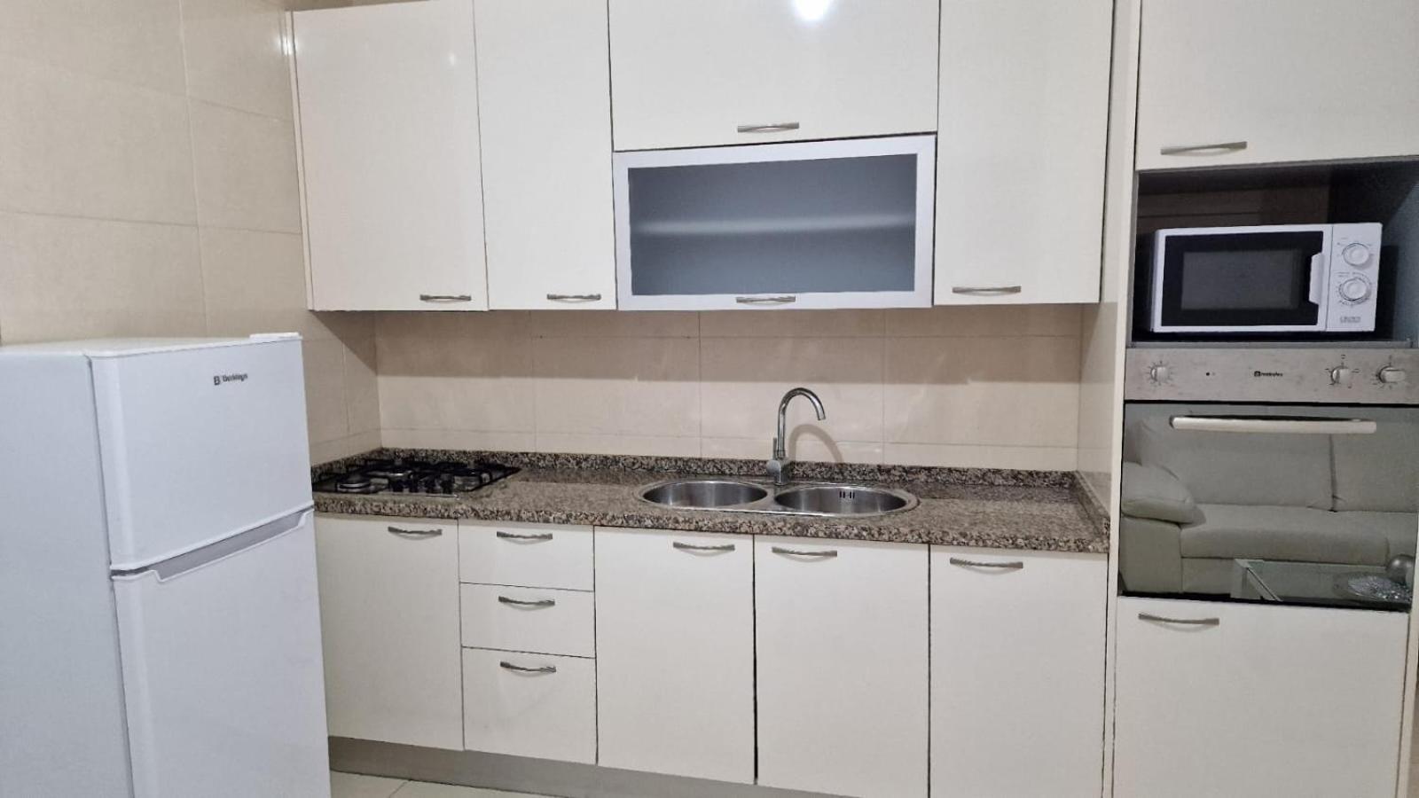 Casa De Ferias Com 2 Quartos Ou Aluguer Diaria Praia Exterior photo